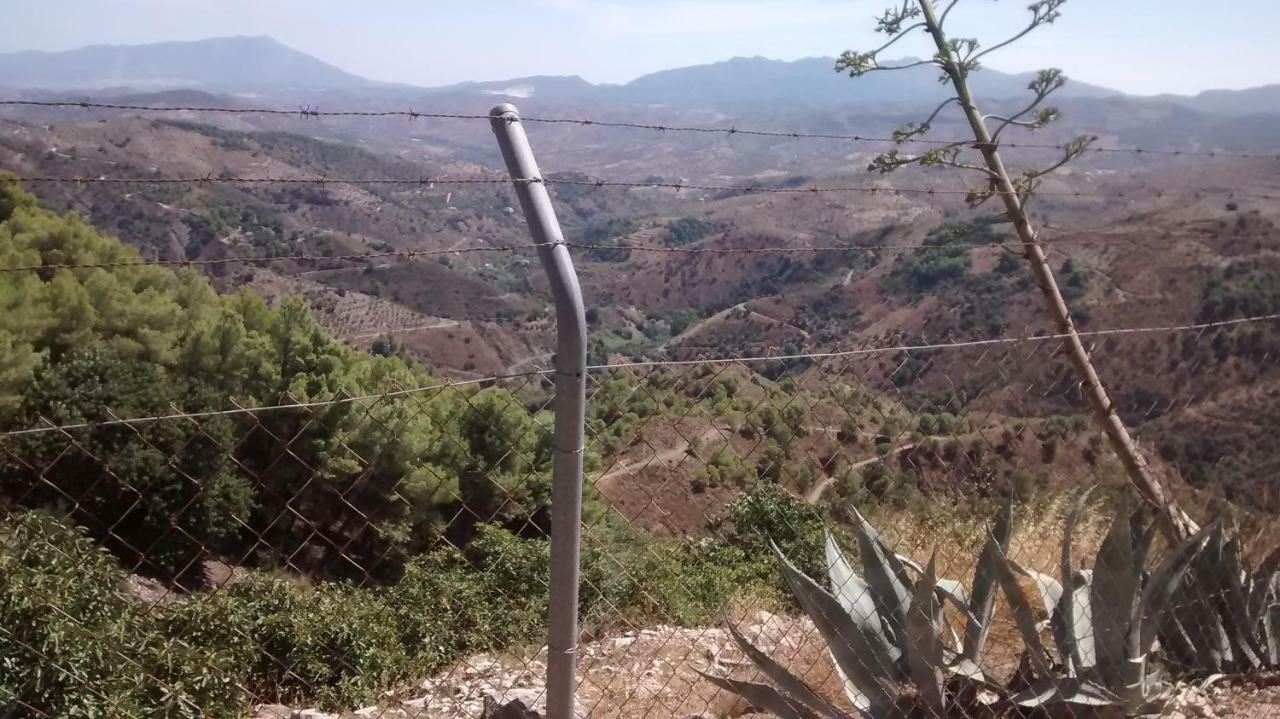 Casa Rural La Revuelta Con Las Mejores Vistas A La Naturaleza Yunquera Buitenkant foto
